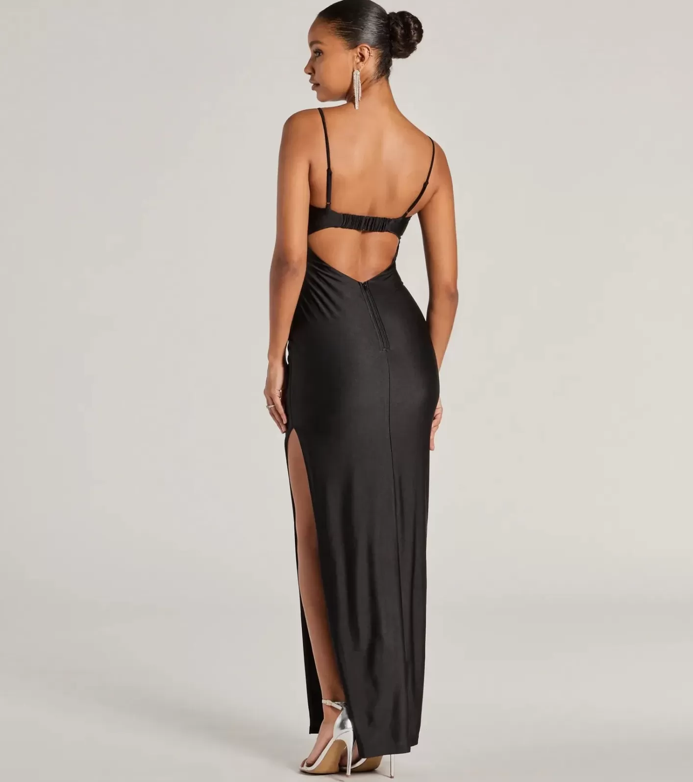 Windsor Arianna Sleeveless Cutout Long Slim Formal Dress BLACK Hot
