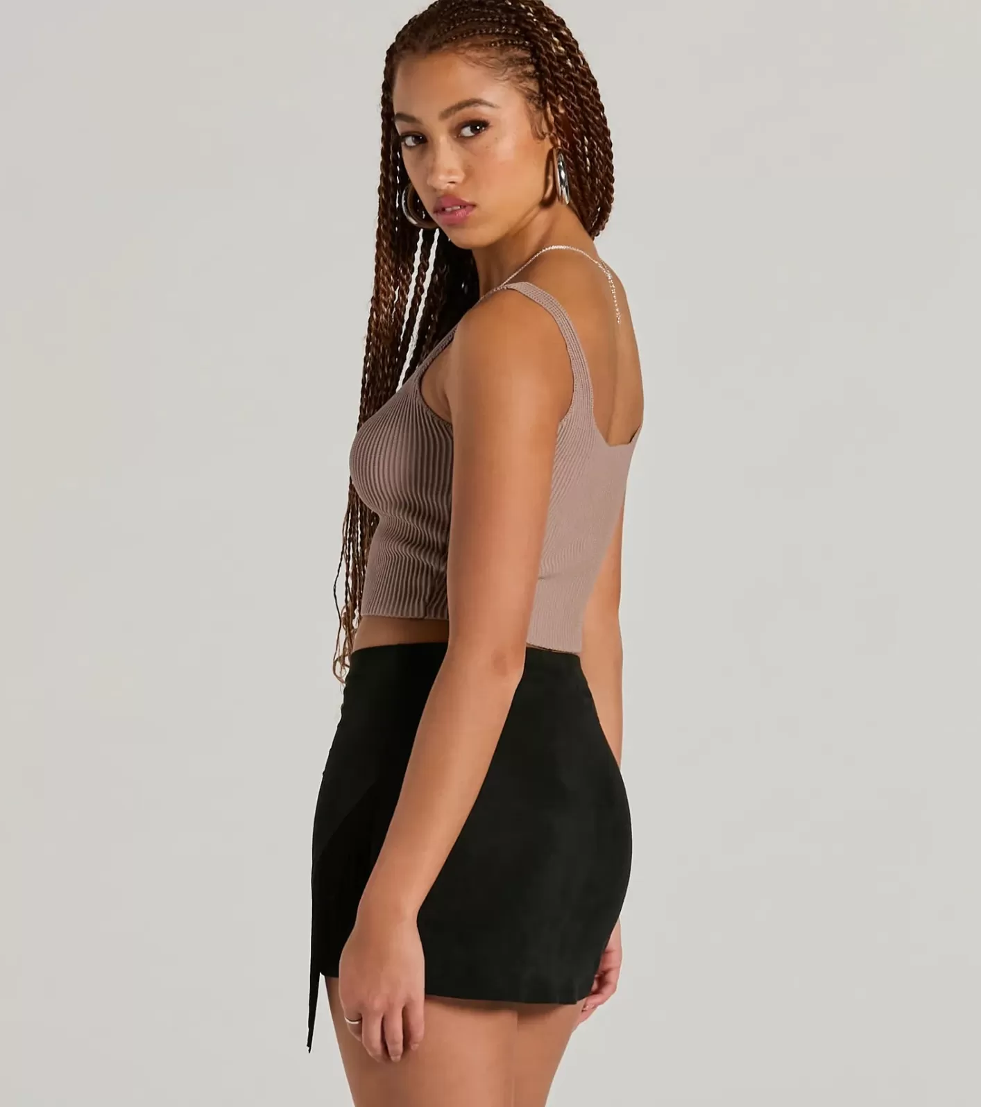 Windsor Boho Flair High Rise Fringe Faux Suede Mini Skirt BLACK Fashion