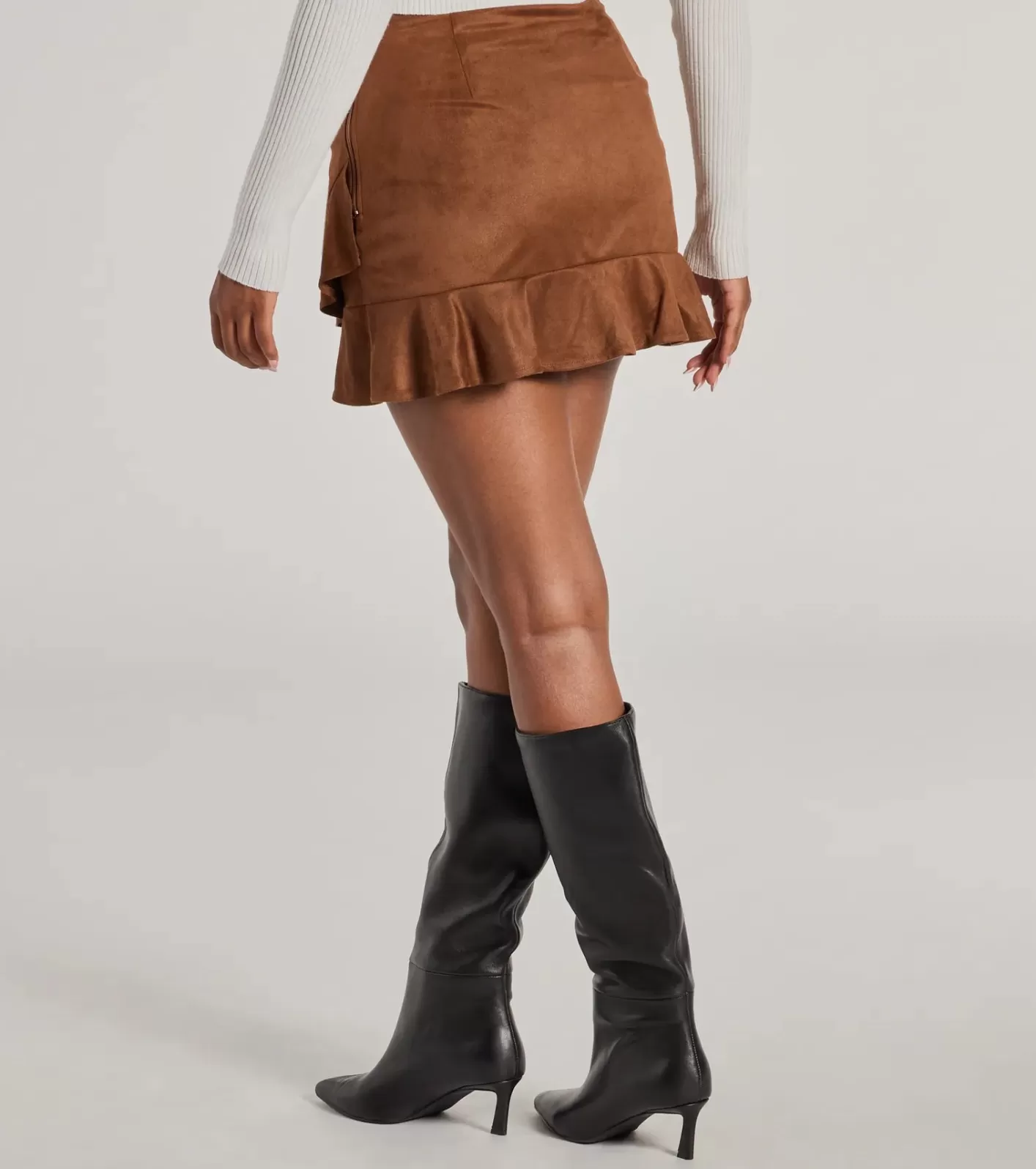 Windsor Charming Aura Faux Suede Ruched Ruffled Skort BROWN New
