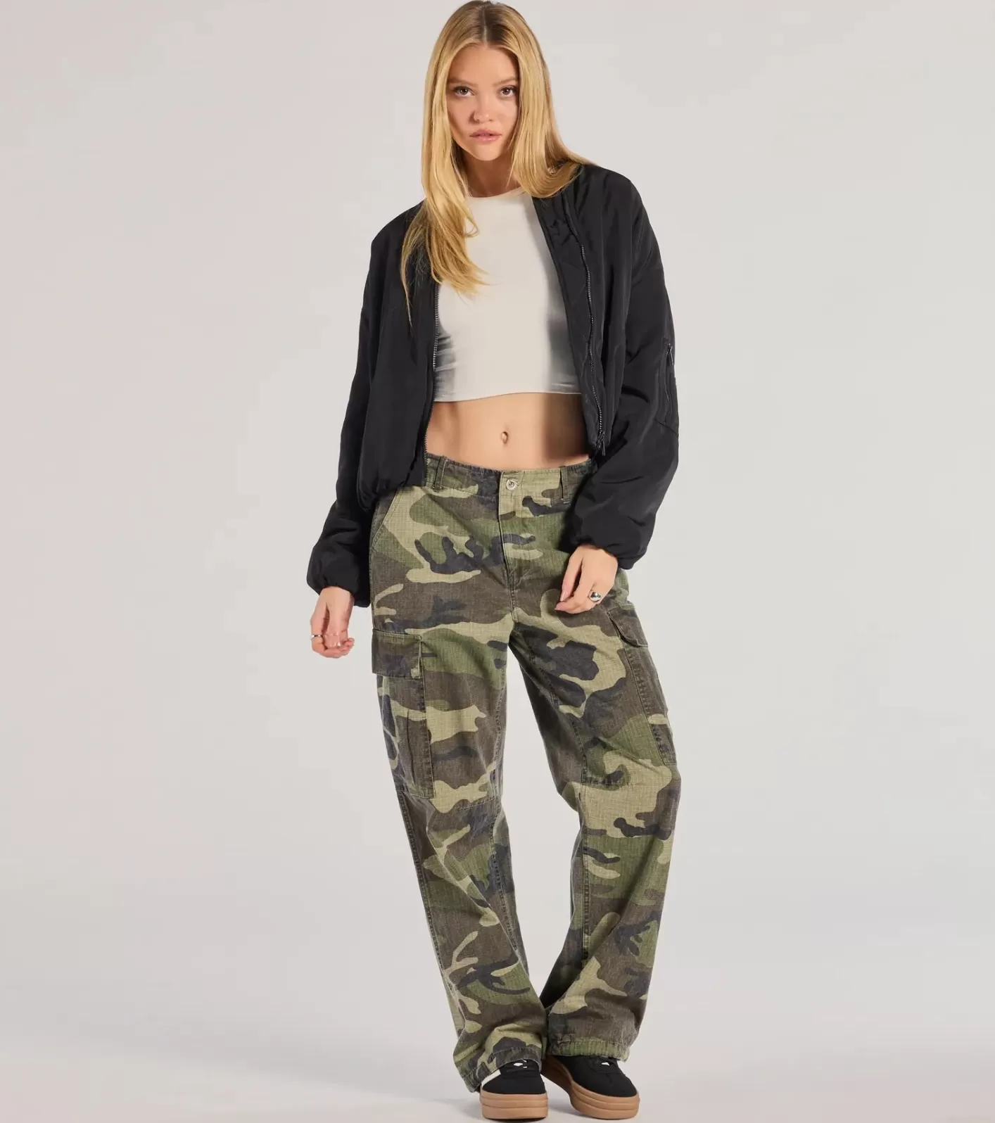 Windsor Cool Girl Energy Camo Cargo Pants OLIVE Discount