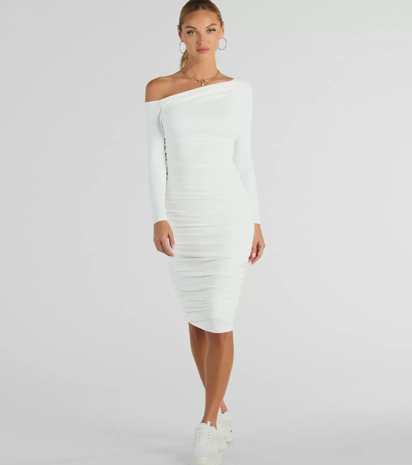 Windsor Dinner Date Off-The-Shoulder Long Sleeve Midi Dress WHITE Clearance