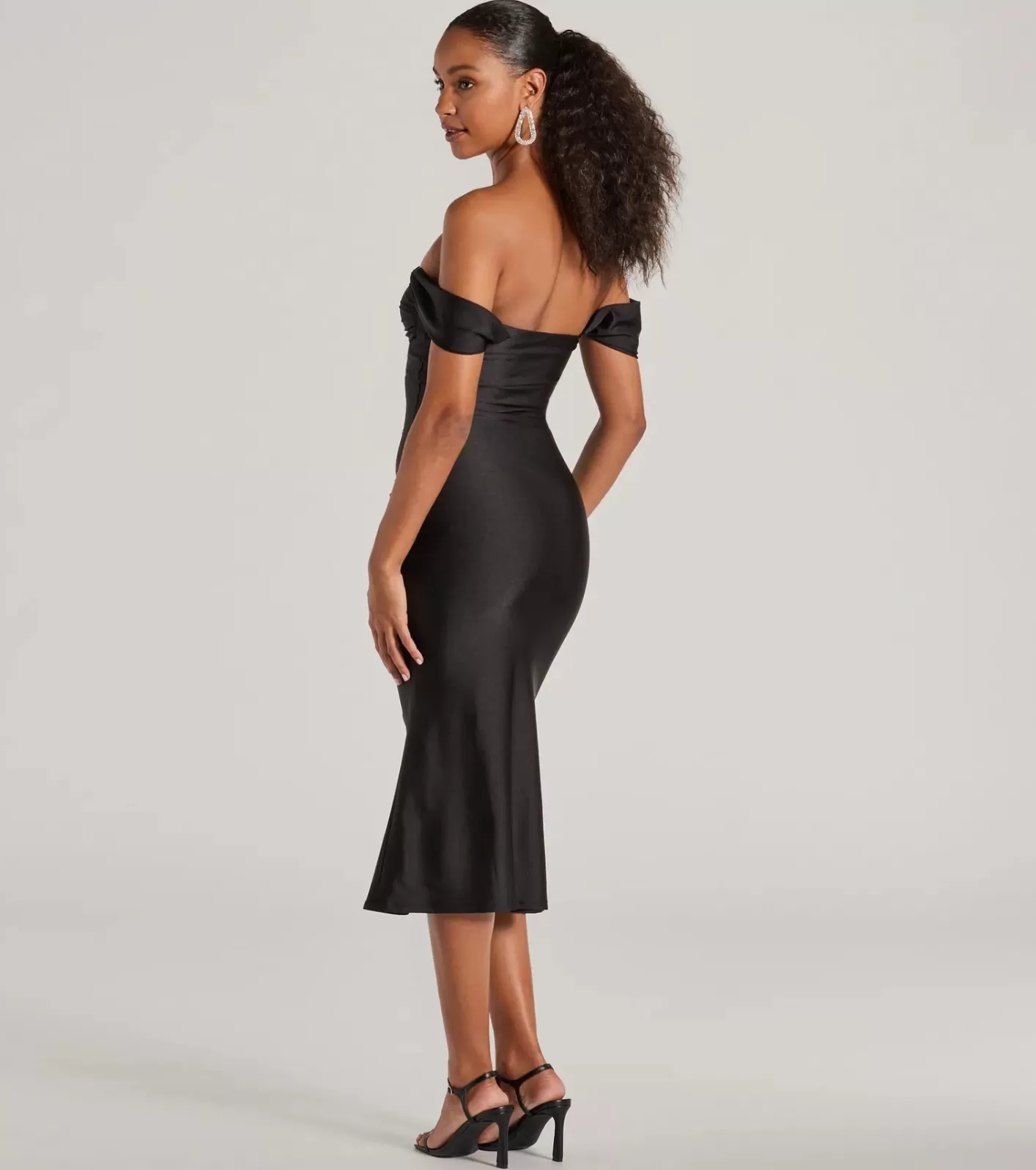 Windsor Exceptional Off-The-Shoulder Flared Midi Dress BLACK Store
