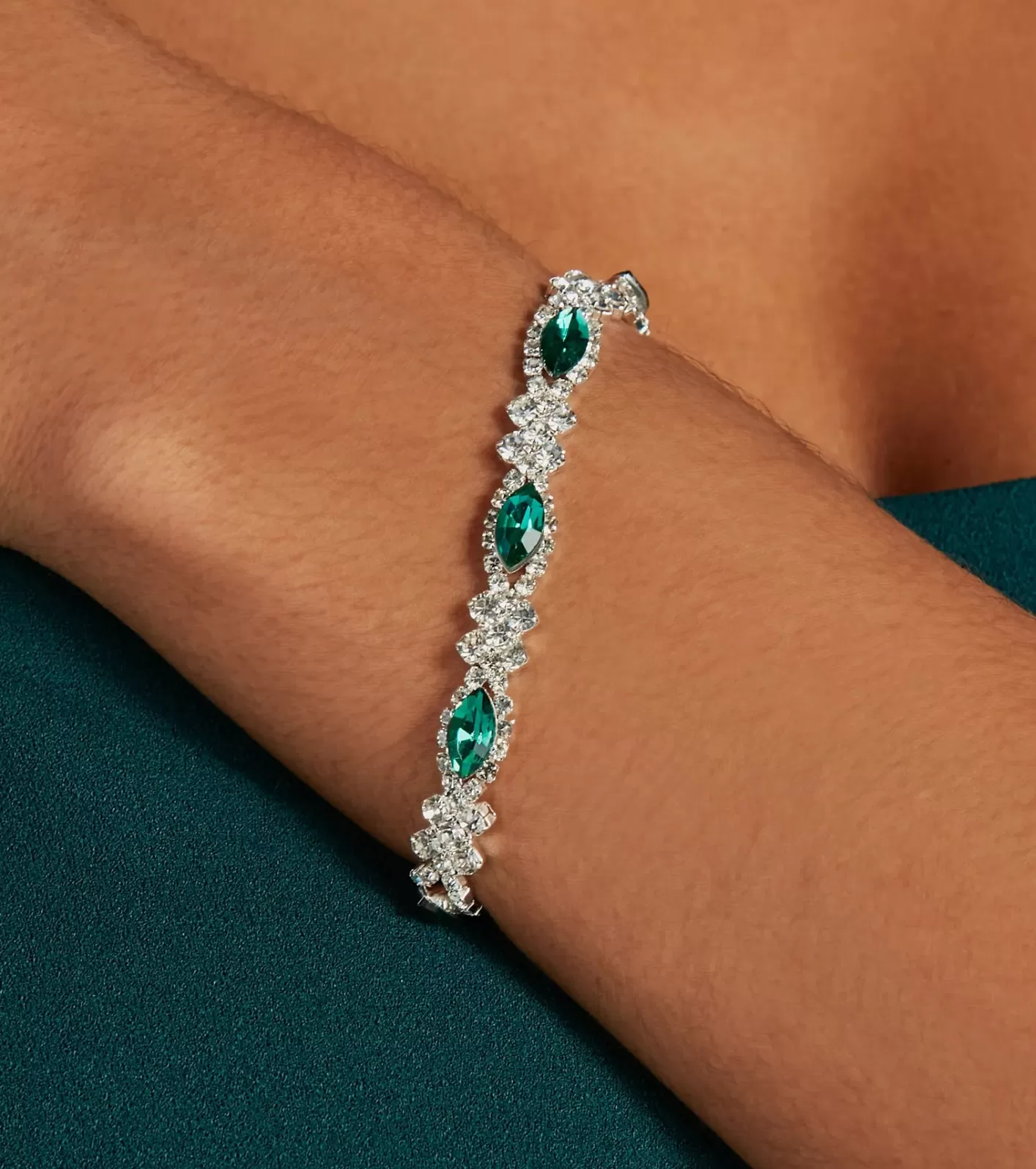 Windsor Glistening Glamour Gemstone And Rhinestone Bracelet EMERALD Best Sale