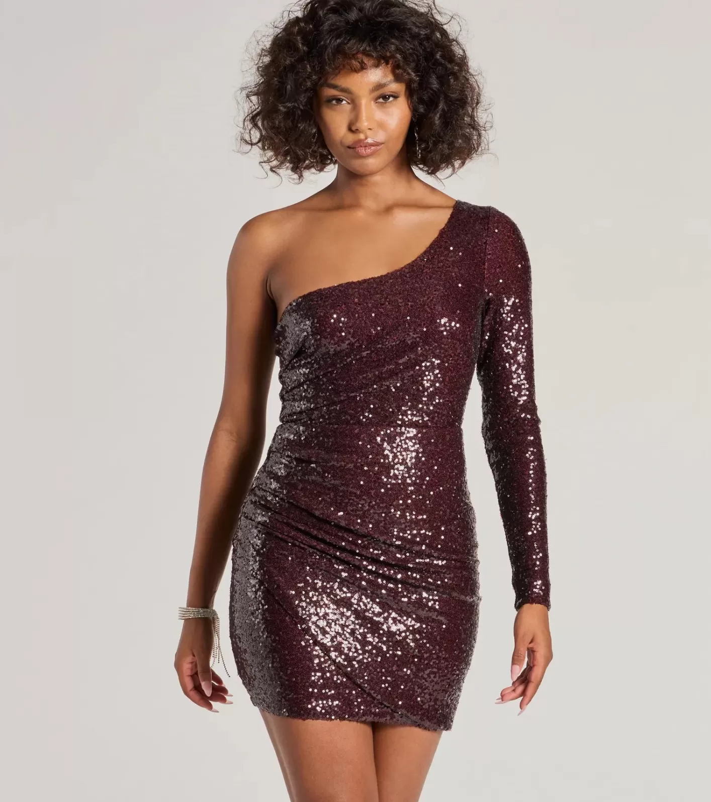 Windsor Haley Sequin Short Party Dress BURGUNDY Fashion