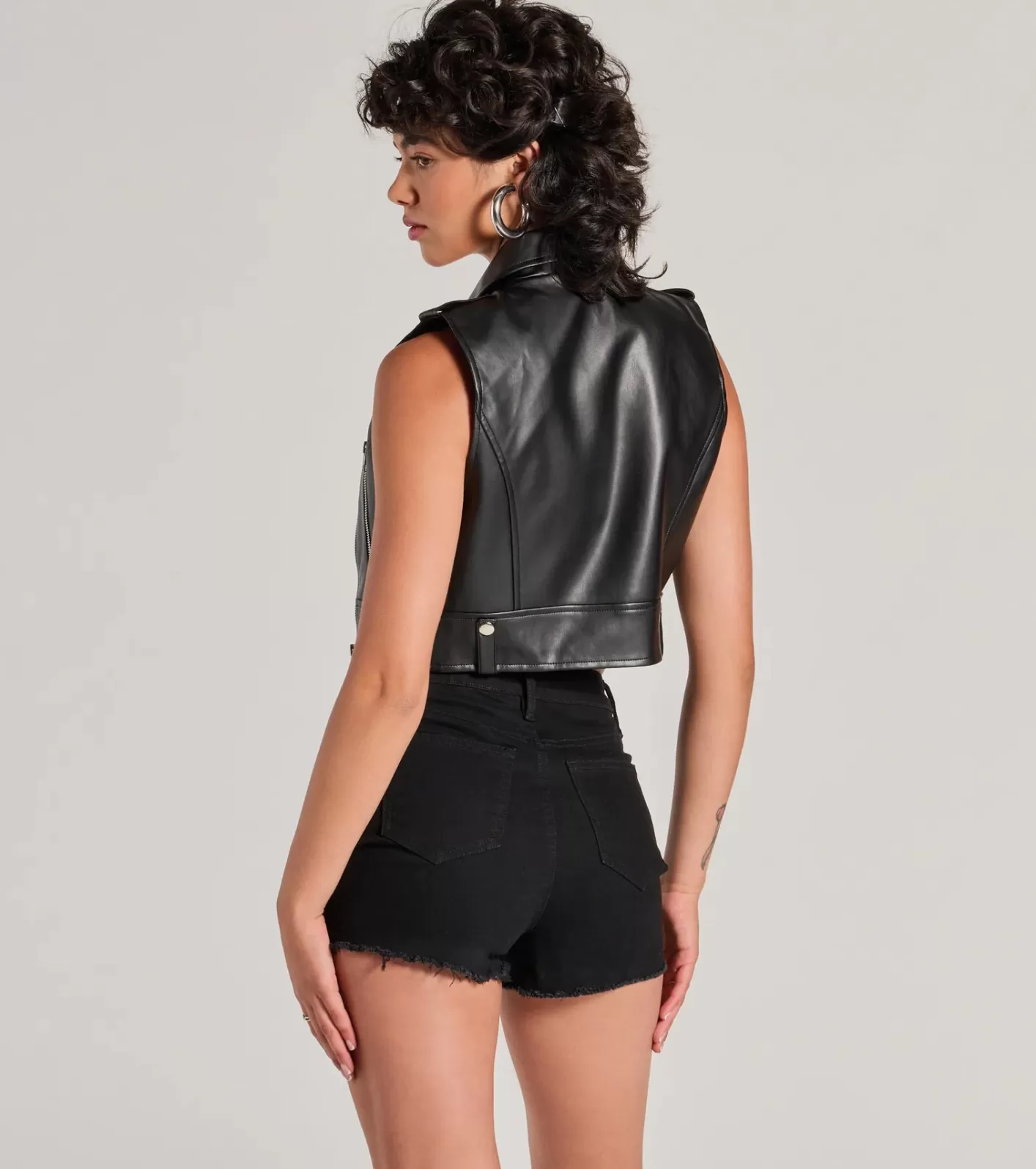 Windsor Hit Your Mark Faux Leather Moto Vest BLACK Best Sale
