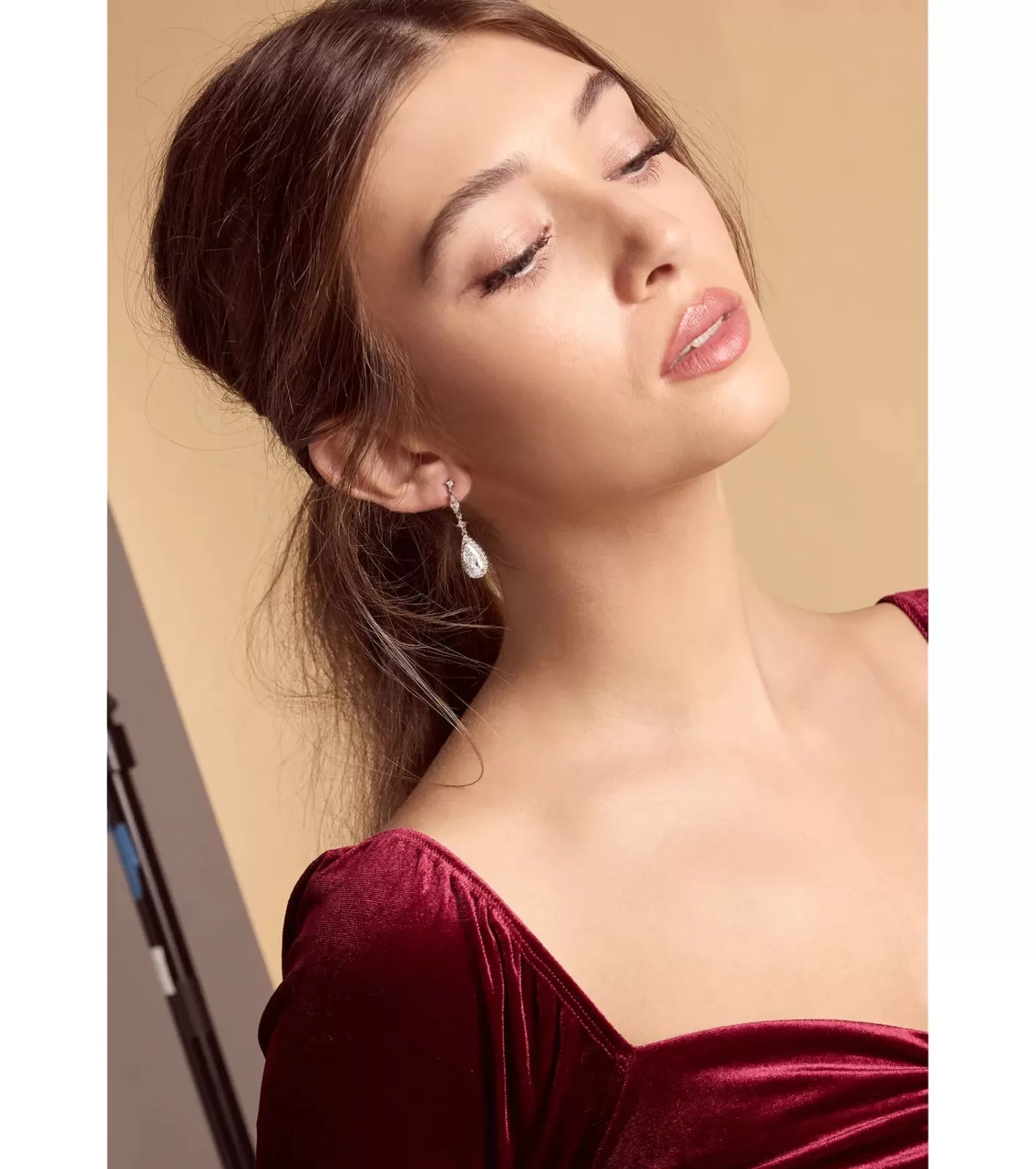 Windsor Memorable Dazzle Rhinestone Teardrop Earrings SILVER Flash Sale