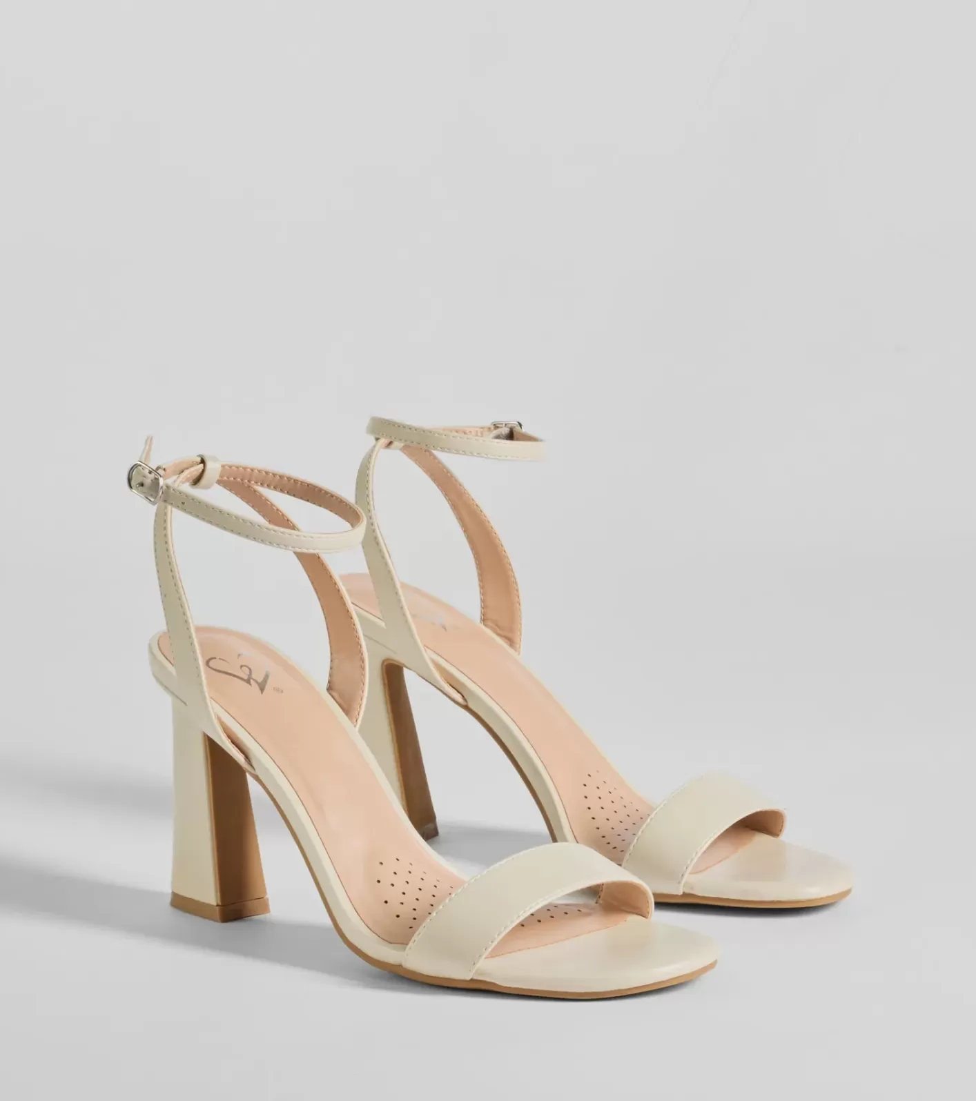 Windsor Perfect Basic Faux Leather Block Heels IVORY Flash Sale