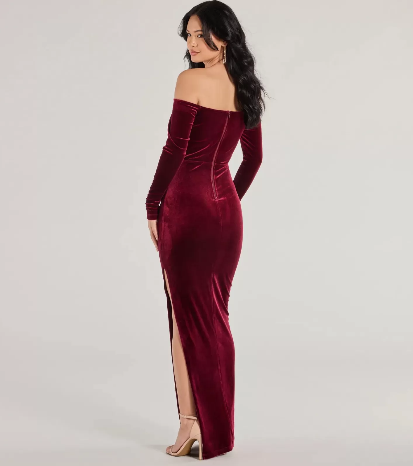 Windsor Rosalyn Velvet Off-The Shoulder Long Sleeve Formal Dress WINE Sale