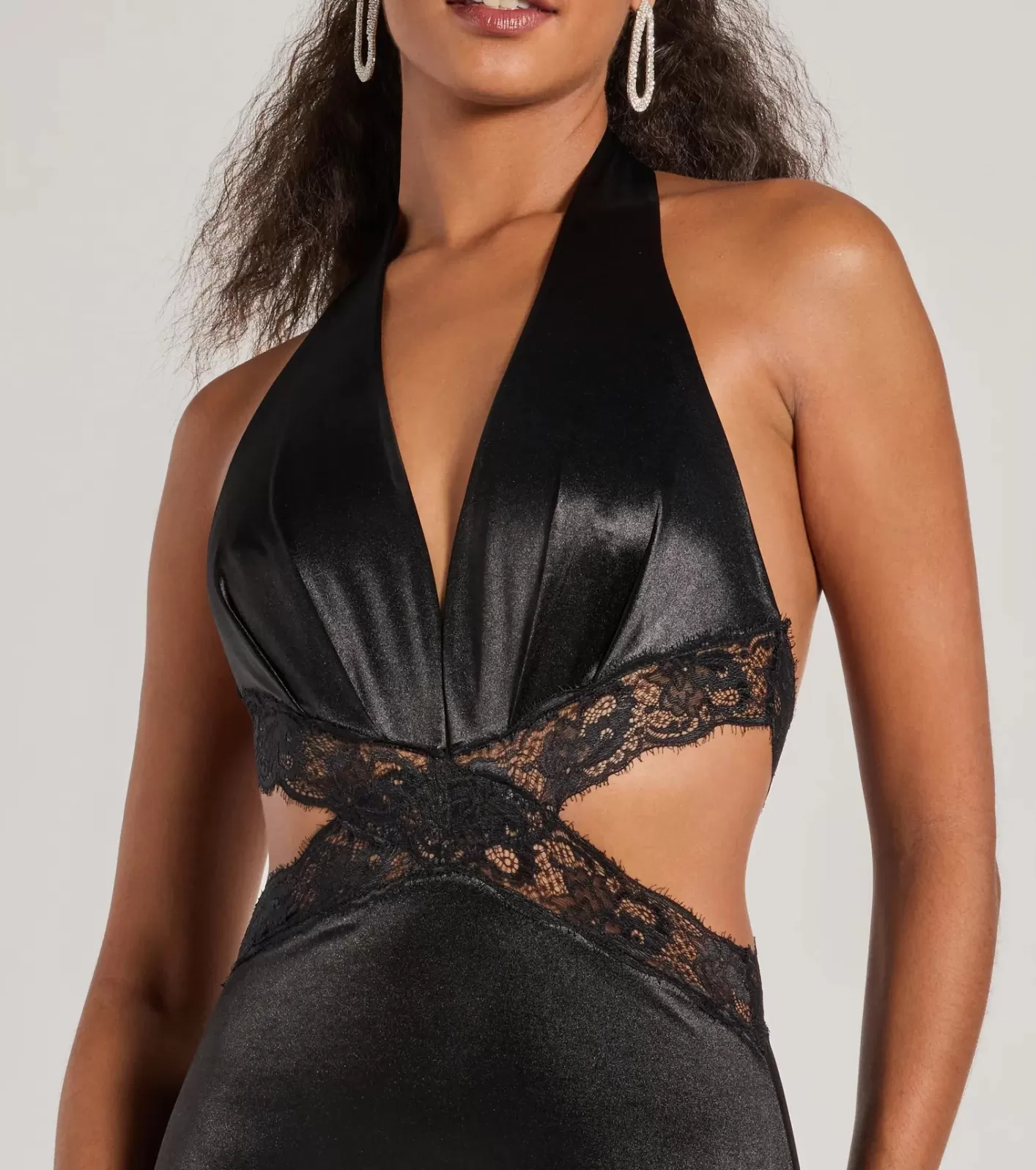 Windsor Scarlett V-Neck Lace Trim Open Back Mermaid Formal Dress BLACK Hot