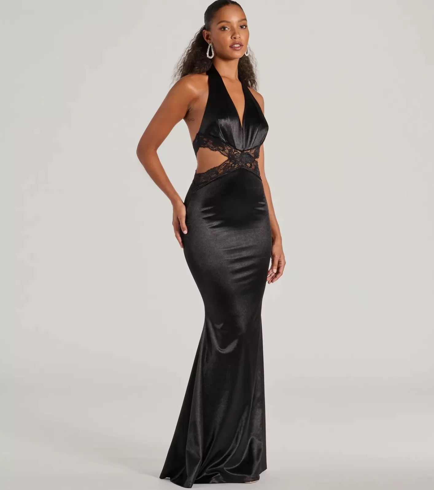 Windsor Scarlett V-Neck Lace Trim Open Back Mermaid Formal Dress BLACK Hot