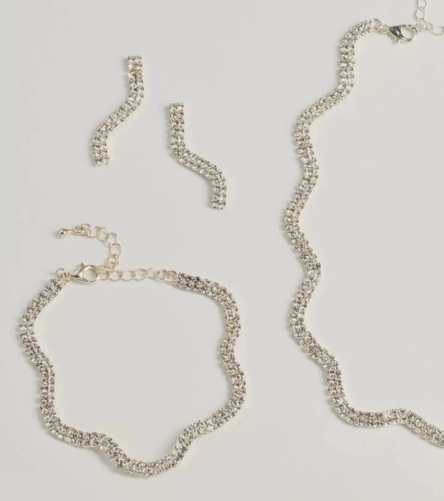 Windsor Shine On Wavy Rhinestone Necklace, Earrings, And Bracelet Set SILVER New