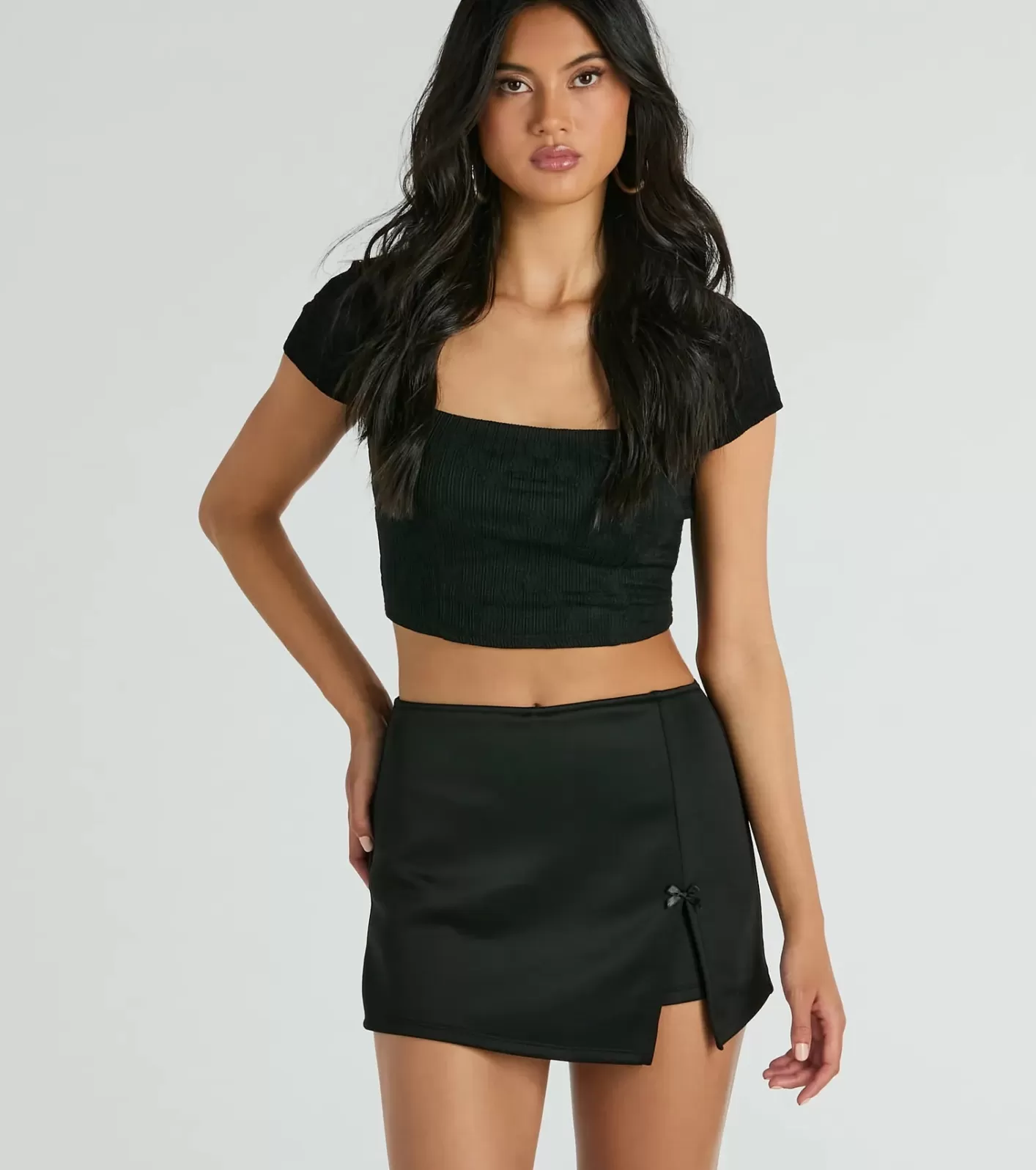 Windsor Significant Strut Mid-Rise Bow Slit Skort BLACK Sale