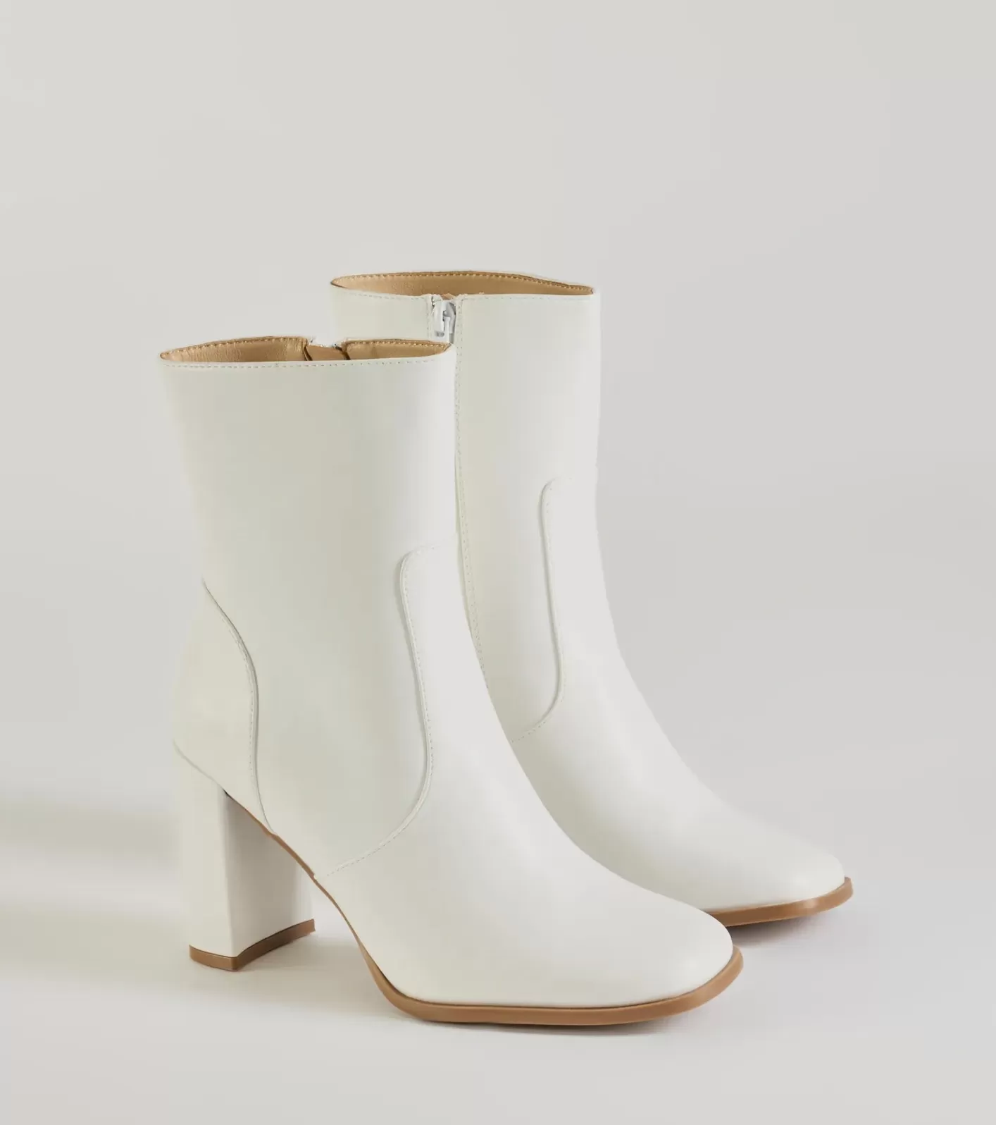 Windsor Sleek Fave Faux Leather Block Heel Booties WHITE Hot
