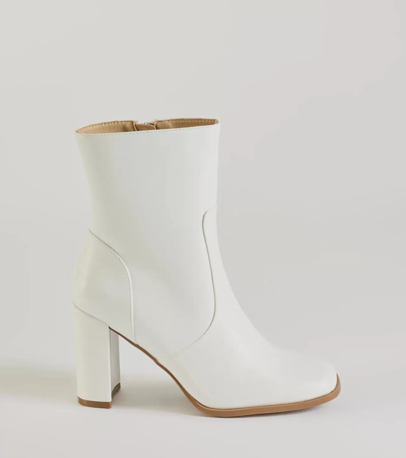 Windsor Sleek Fave Faux Leather Block Heel Booties WHITE Hot