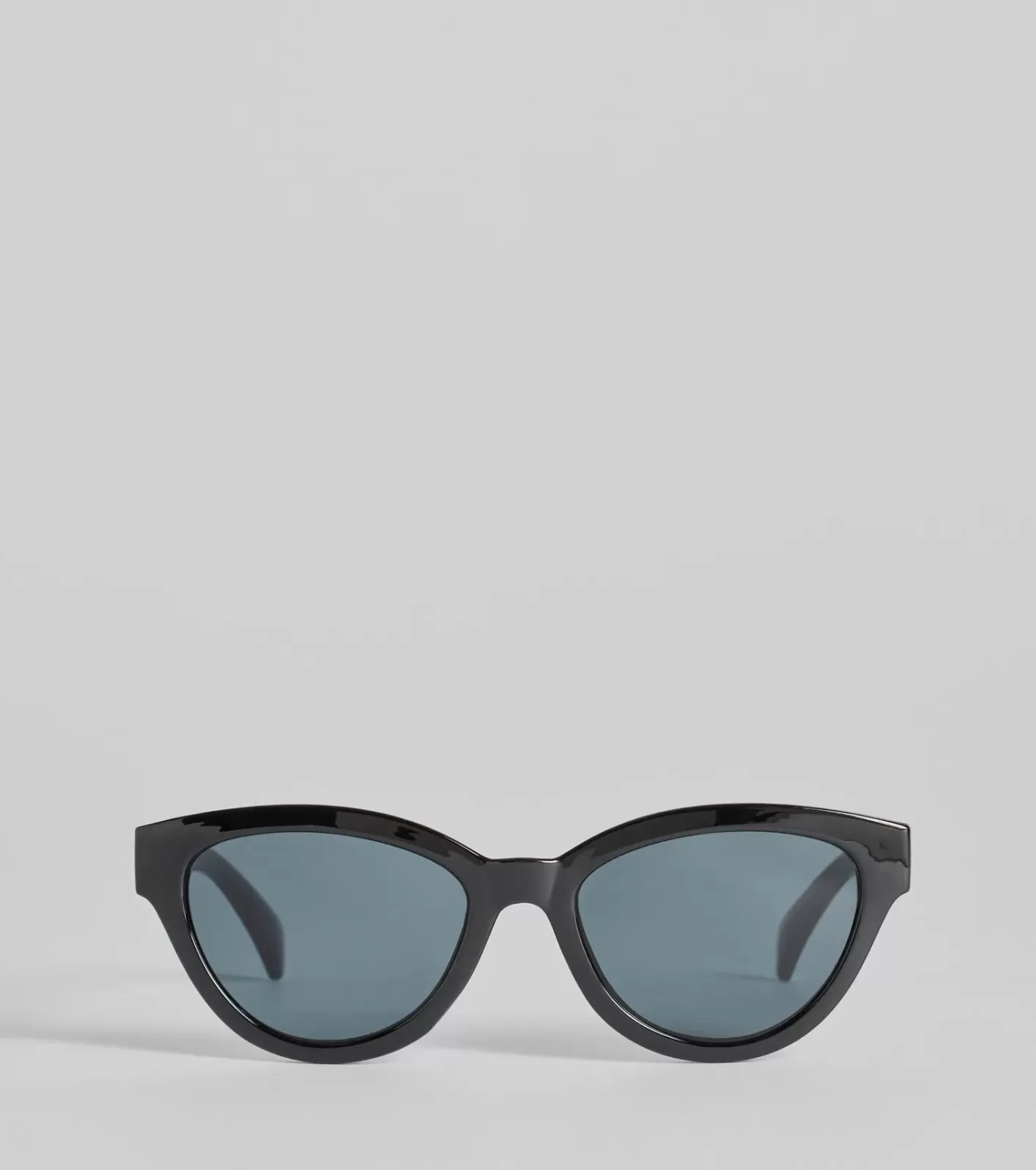 Windsor Style On Point Cat-Eye Sunglasses BLACK Best