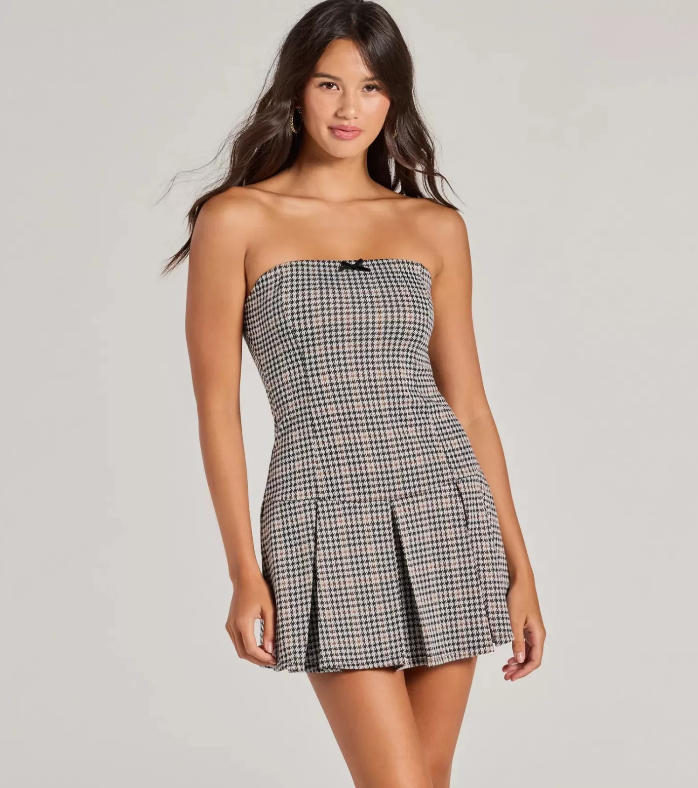 Windsor Sweet Perception Strapless Plaid Pleated Romper GRAY Outlet