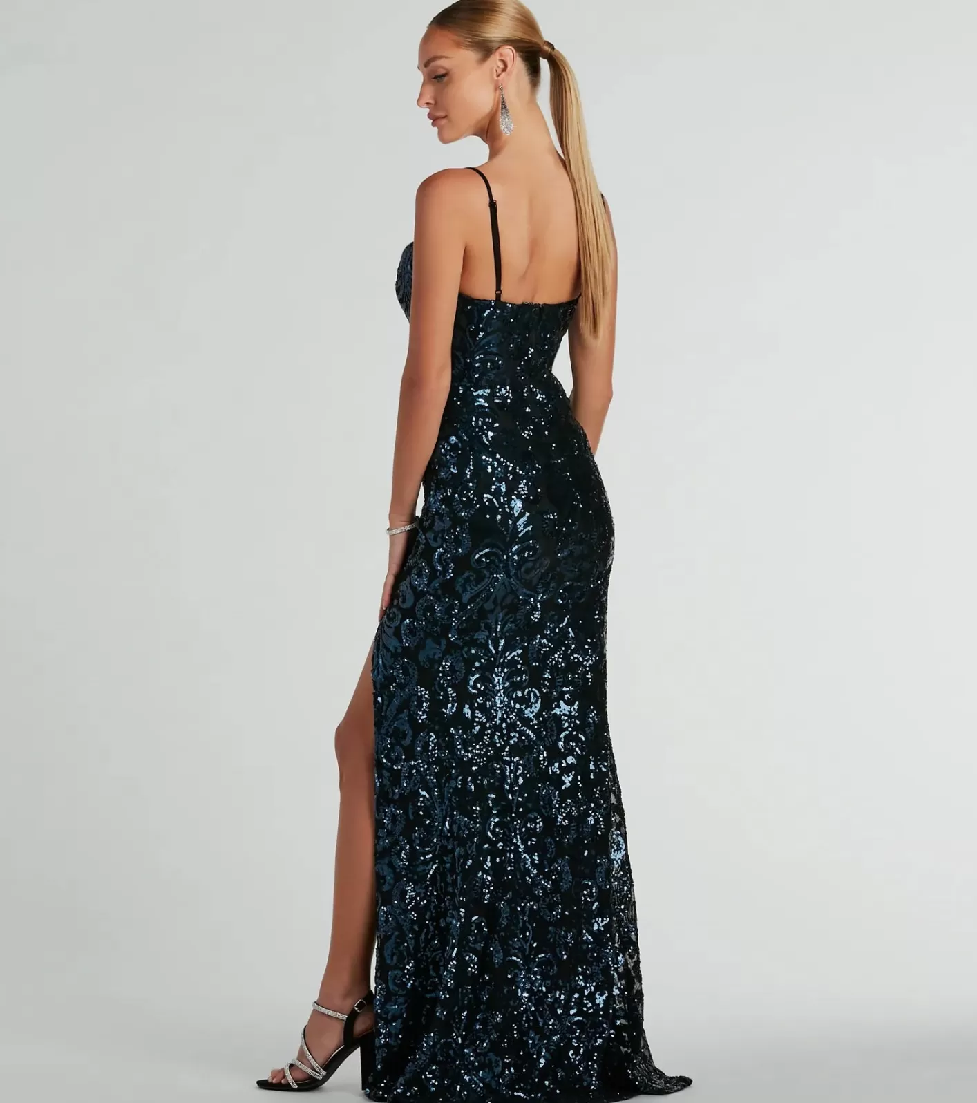 Windsor Tori Cowl Neck Mermaid Sequin Mesh Formal Dress NAVY Fashion