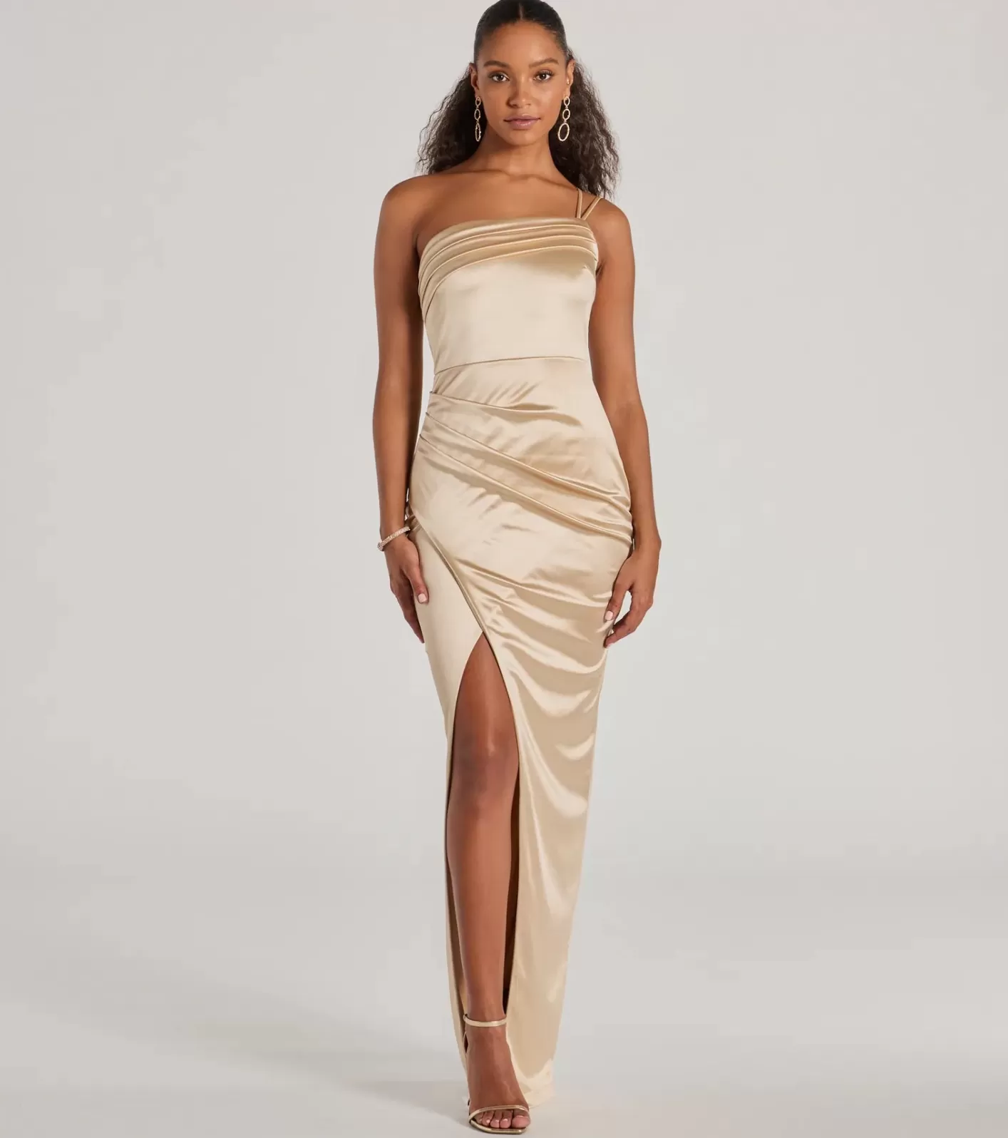 Windsor Trina One-Shoulder Slim Satin Formal Dress GOLD Flash Sale